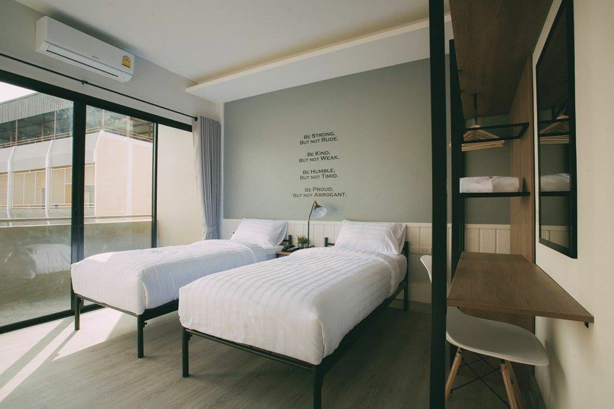 Baan Noppadol Aparthotel Bangkok Buitenkant foto